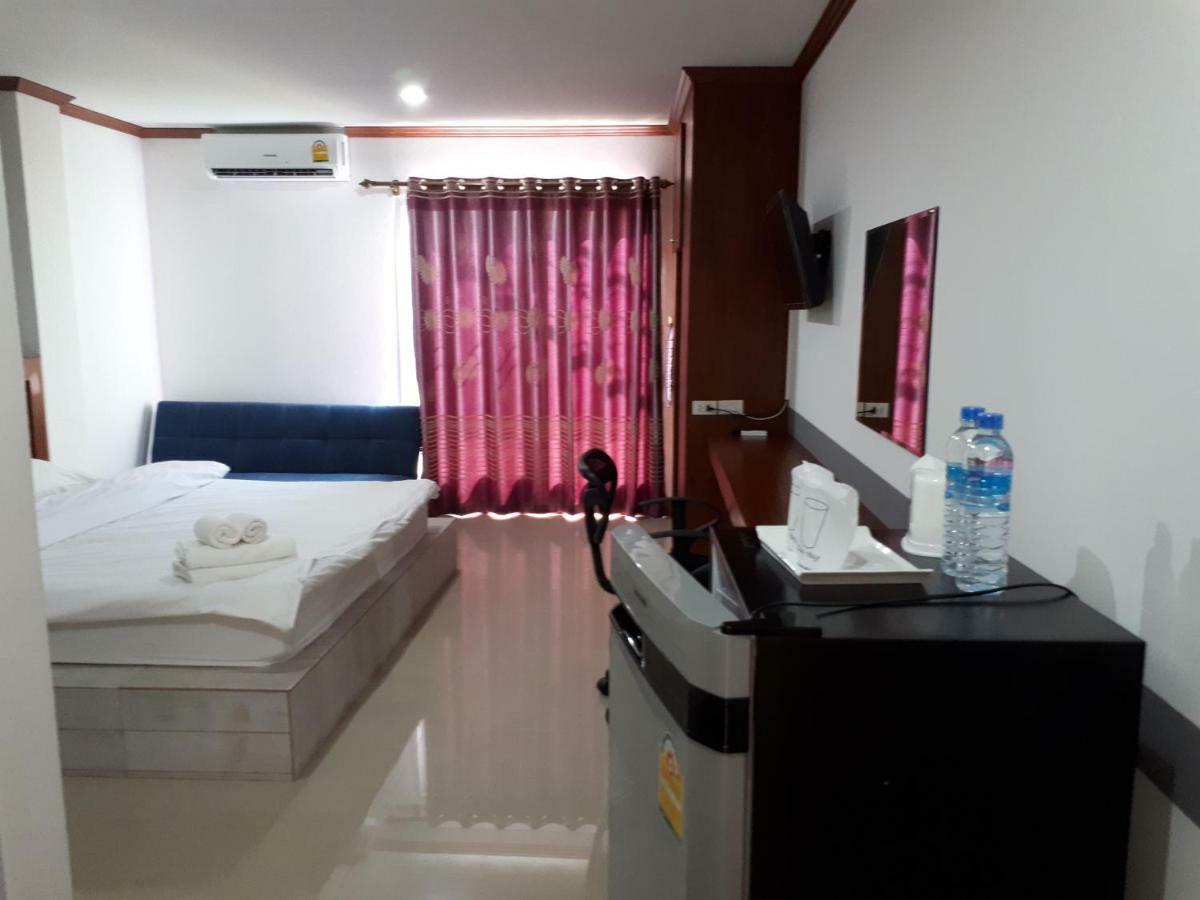 Jumpa Resort Hotel Phitsanulok Exteriör bild