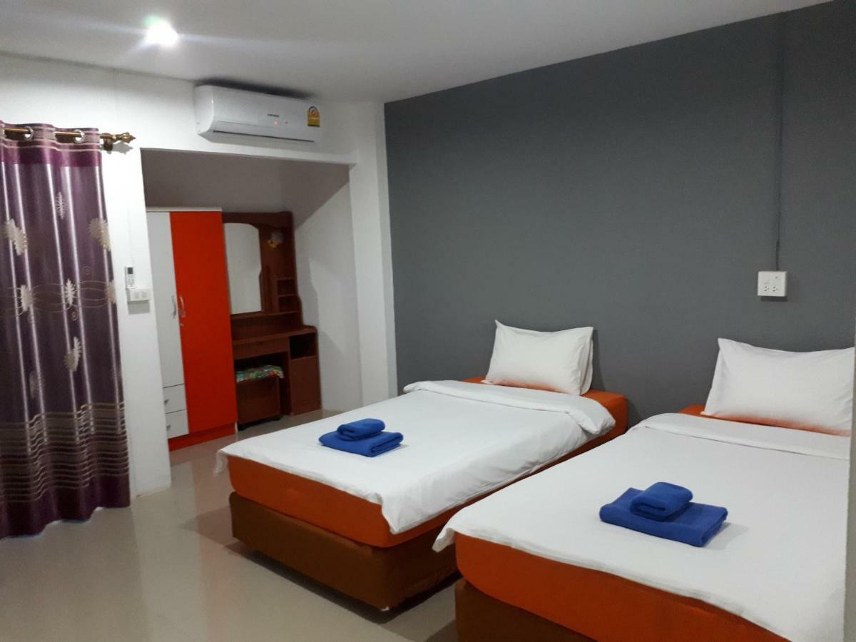 Jumpa Resort Hotel Phitsanulok Rum bild