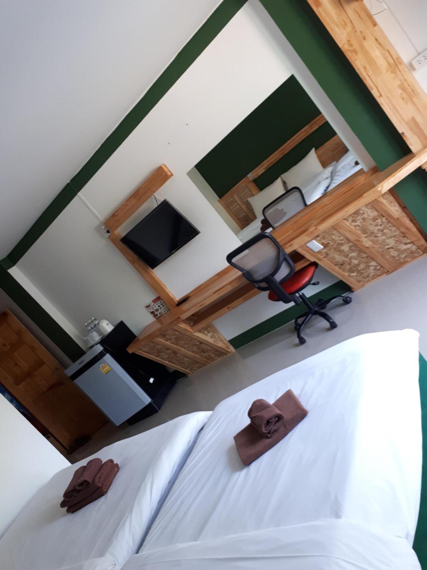 Jumpa Resort Hotel Phitsanulok Exteriör bild